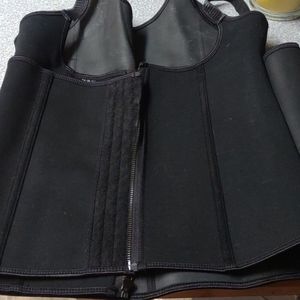 Waist trainer